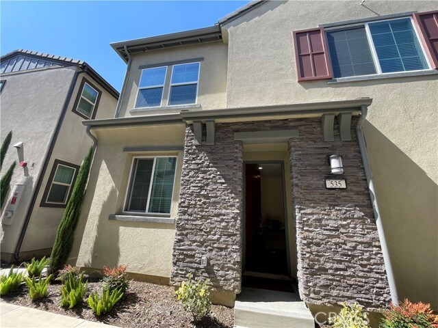 Photo - 535 Embrook Way