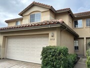 Photo - Centrally Located Townhome w/ 2 Car Garage...