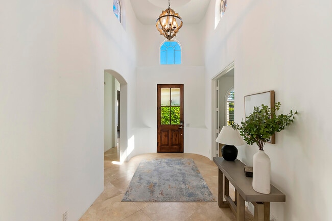 Photo - 79568 Mission Dr E