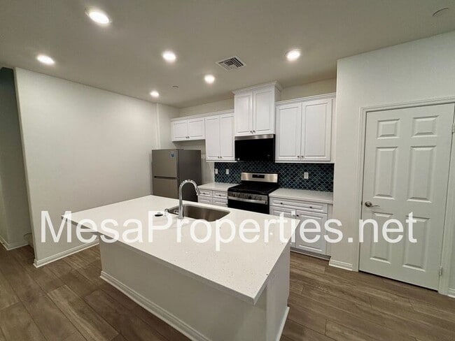 Photo - 4240 S Laguna Ave