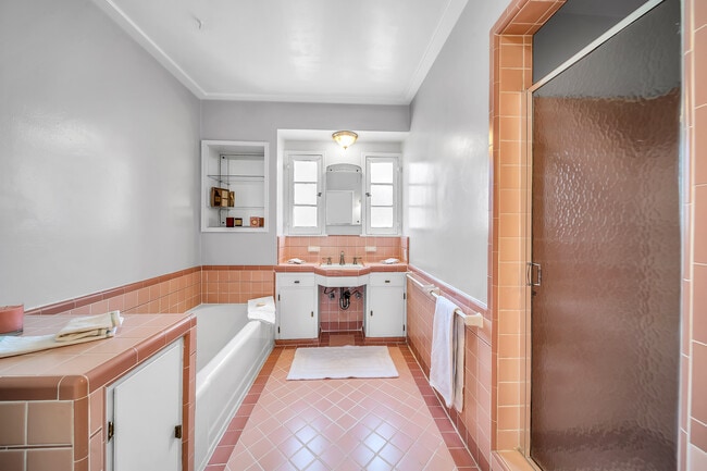 Photo - 1546 S Holt Ave Unit 1546 S. Holt