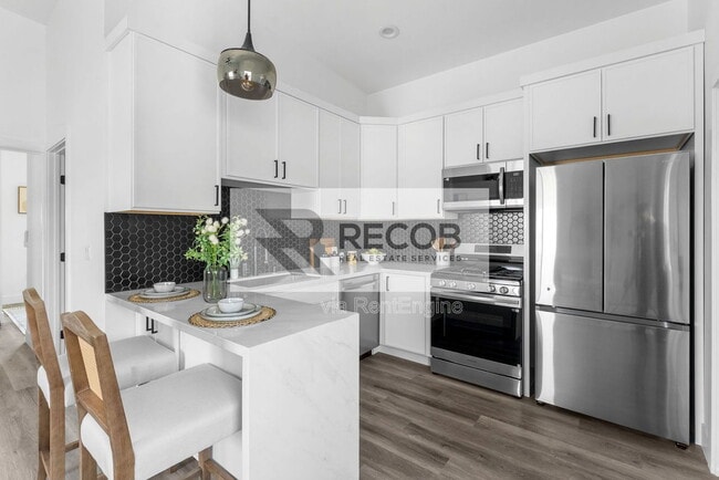 Photo - 2722 Nye St Unit 5