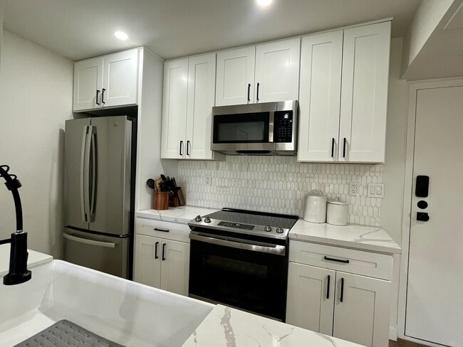 Photo - 6111 Rancho Mission Rd