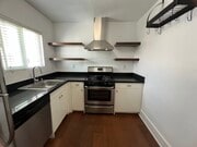 Kitchen - 826 1/2 N Coronado st Apartments