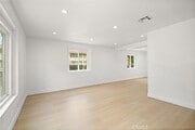Photo - 7010 Lennox Ave Townhome