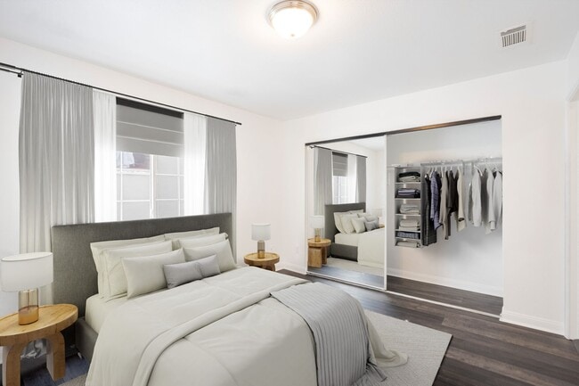 Photo - 1817 Garfield Pl