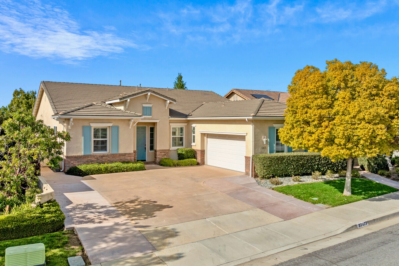 Photo - 32421 Meadow Ridge Ln