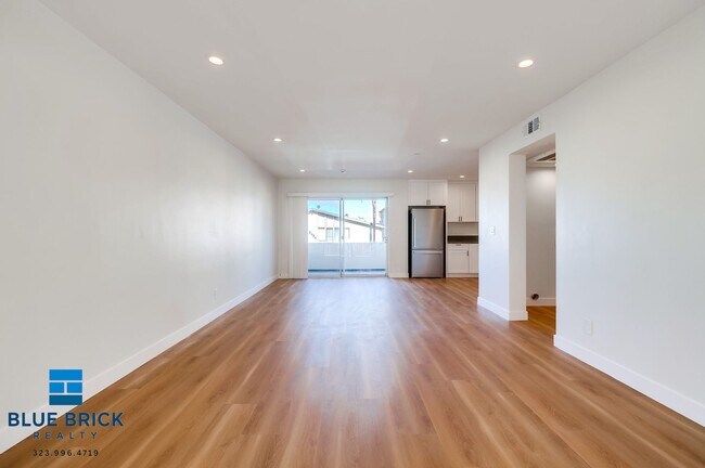 Photo - 5415 Corteen Pl Unit 22