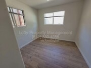 Photo - 210 Goetting Way