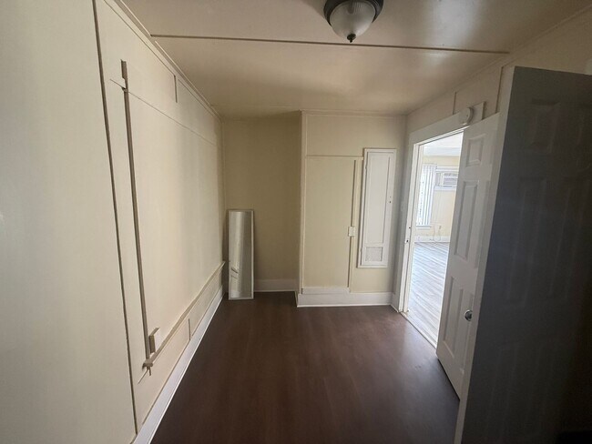 Photo - 2 Bedroom 1 Bath in East Hemet!