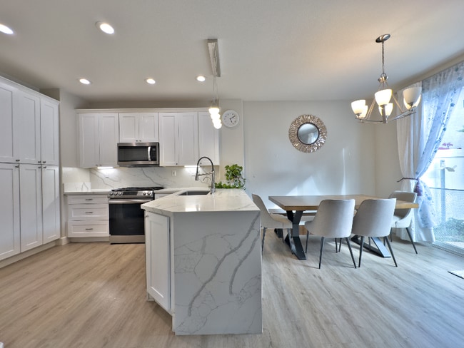 Photo - 11595 Compass Point Dr N