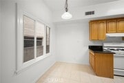 Photo - 218 E Windsor Rd Unit 1