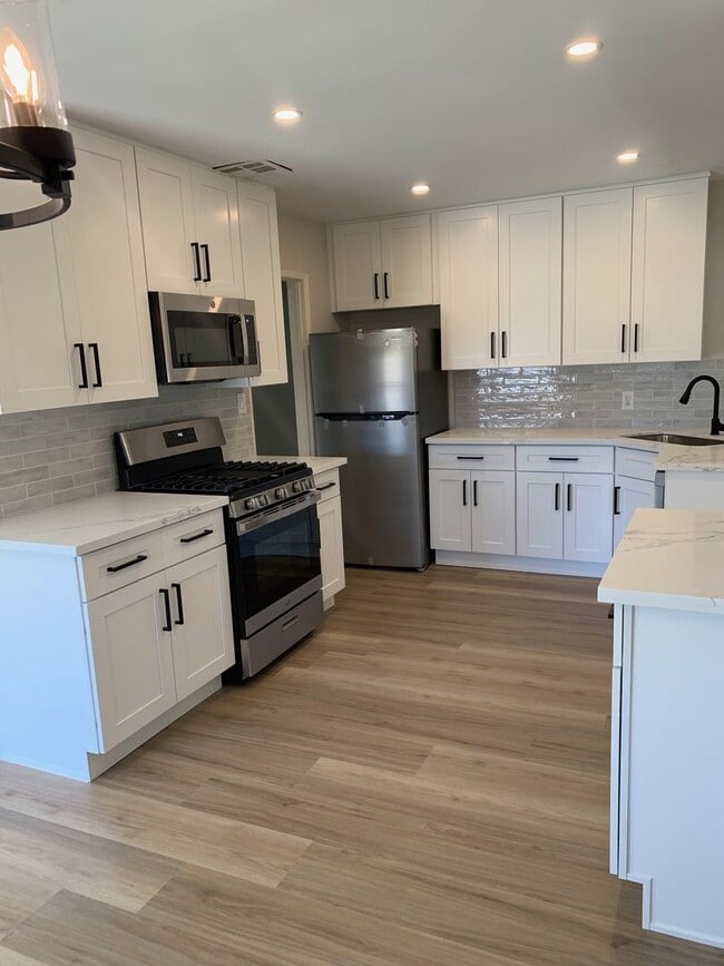Photo - Beautiful 3 bedroom 1 Bath Home near SDSU