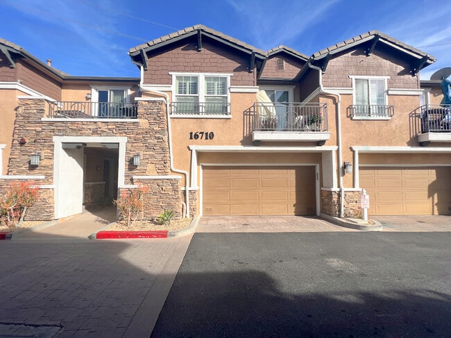 Photo - 16710 Nicklaus Dr Townhome