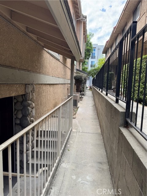 Photo - 100 S Chapel Ave Unit C