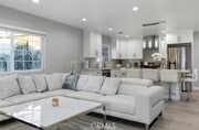 Photo - 13047 Lorne St