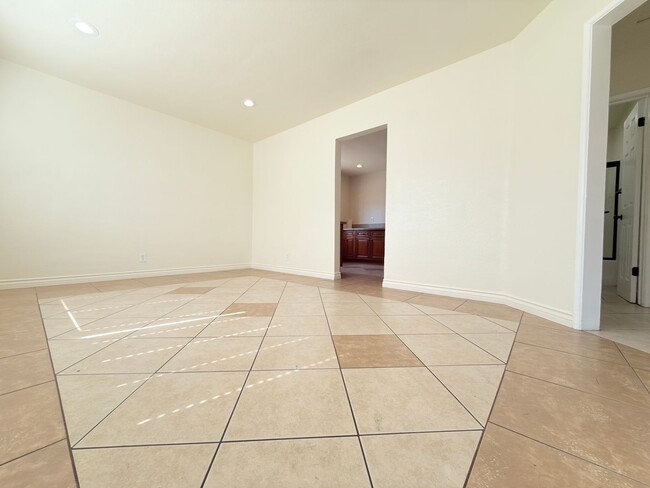 Photo - 8409 Columbus Ave