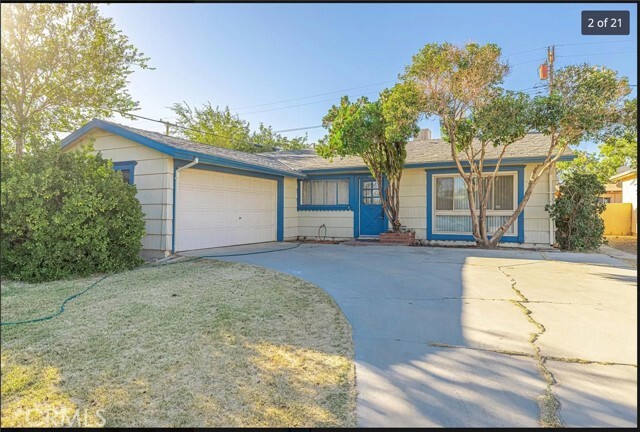 Photo - 1108 Valiant St House