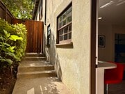 Separate entrance - 3746 Lankershim Blvd Unit Guest House