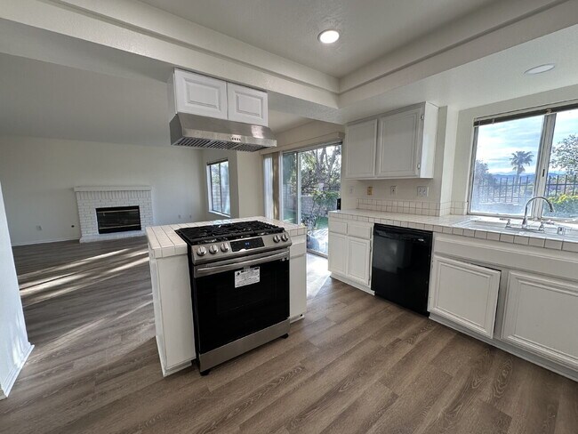 Photo - Charming Castaic Home