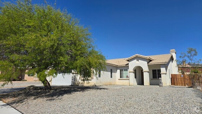 Building Photo - 13798 Oasis Dr Rental