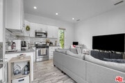 Photo - 7310 Woodley Ave