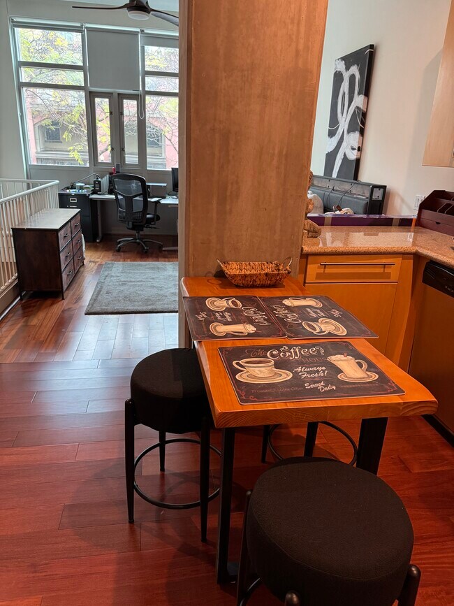 Photo - 801 Ash St Unit 101