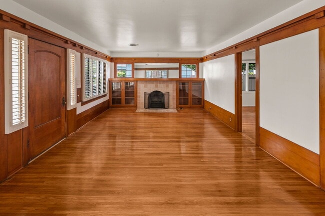 Photo - "Charming 3-Bed, 2-Bath Oasis in Mission Hills – Spacious 1792 Sq Ft Home on Hawk Street!"