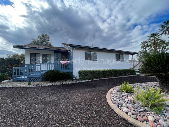 Photo - 24037 Gymkhana Rd