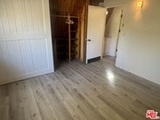 Photo - 672 Holmes Ln