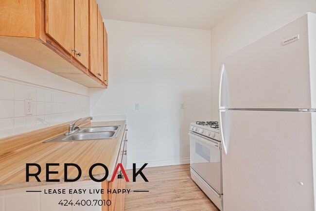 Photo - 5757 Franklin Ave Unit 102