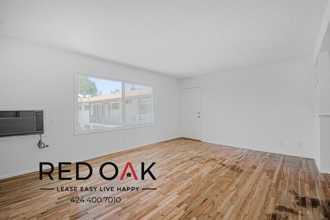 Building Photo - 4961 Coldwater Canyon Ave