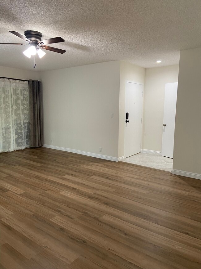 front enterance - 1161 W Duarte Rd Unit 26