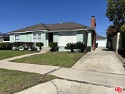 Photo - 8112 Loyola Blvd House