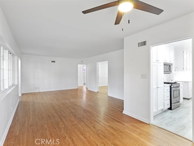 Photo - 17556 Tribune St