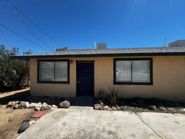 Building Photo - 6589 Palo Verde Ave Unit A Rental