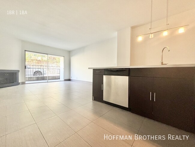 Photo - 3947 Los Feliz Blvd Unit 302