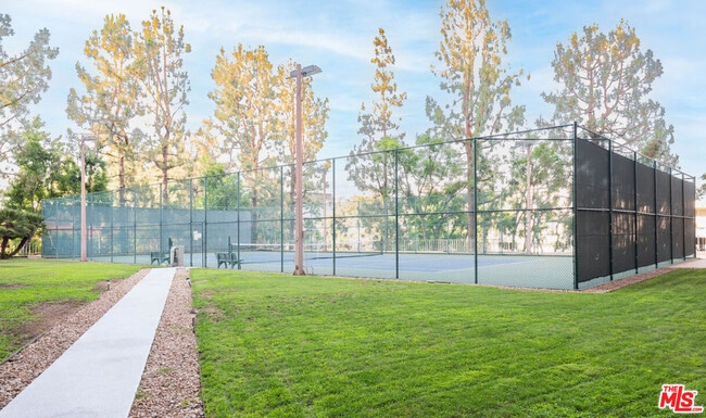 Photo - 100 S Doheny Dr Unit #1011
