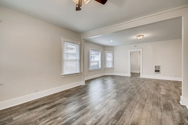Photo - Beautifully Renovated 3 Bed / 2 Bath Home in Prime Central San Diego Location – Pet Friendly!
