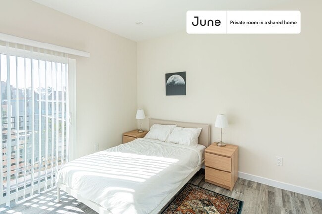 Private bedroom in 5 bed/5 bath Home - Private bedroom in 5 bed/5 bath Home Unit E