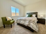 bedroom 3 - 13895 Vantage St Unit Entire Home - Brand New