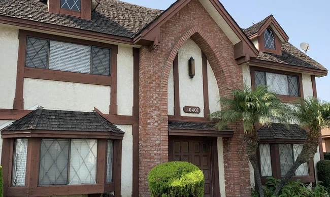 Photo - 10413 Western Ave Unit 102