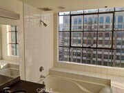Photo - 315 E 8th St