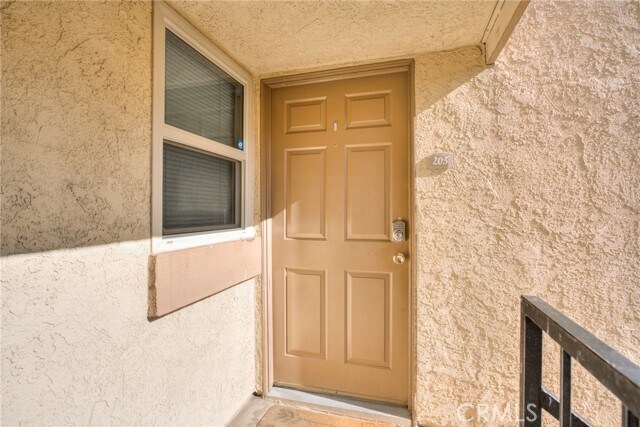 Photo - 1116 W Blaine St Unit 203