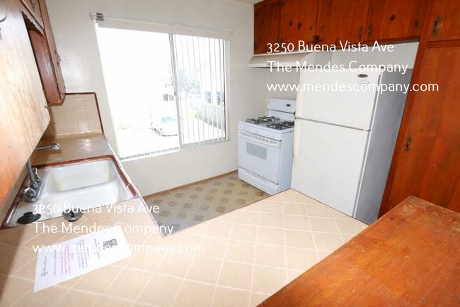 Photo - 3250 Buena Vista Ave