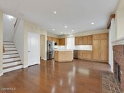 Photo - 3865 Angeline St