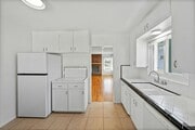 Photo - 2247 Bolinas St
