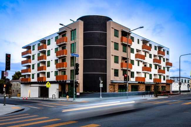 Property Exterior - 5300 Crenshaw Rental