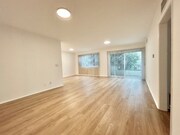 Photo - 2038 S Bentley Ave Unit 101