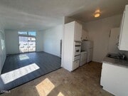 Photo - 728 Sidonia Ave